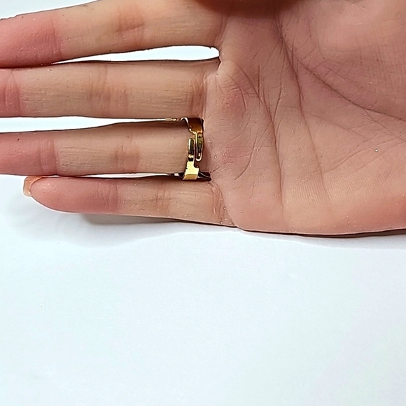 Large Flowered Custom Purple Ring W/Center Pearl & Gold Adj. Band. OS - Picture 5 of 8